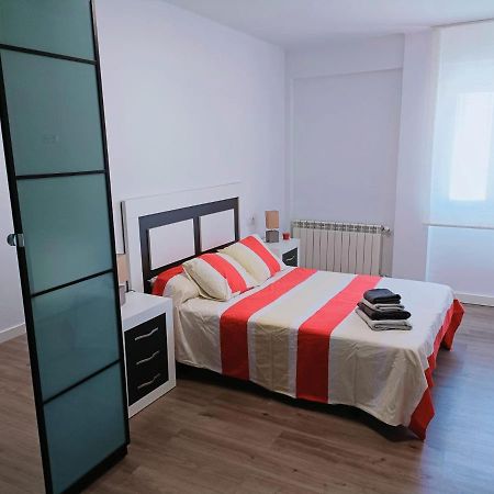 Apartamento El Torreon, Con Opcion A Parking Zaragoza Bagian luar foto